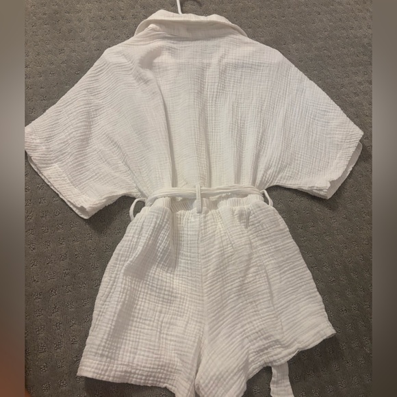 White Button-Up Romper - Picture 4 of 7